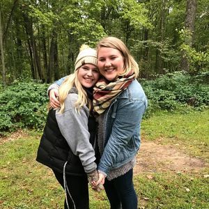 Meet your Posher, Sidney